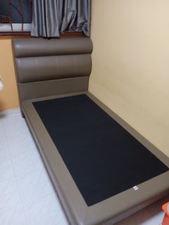 (Category: ) located in . Submitted by ttw11 (Listing ID 1025253881, Image 1). Description: .