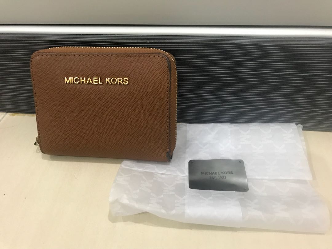 michael kors est 1981 wallet