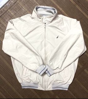 (Category: ) located in . Submitted by menarithriftstoree (Listing ID 1025099493, Image 1). Description: .