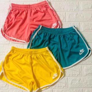 (Category: ) located in . Submitted by leneonlineshop (Listing ID 1025176891, Image 1). Description: .