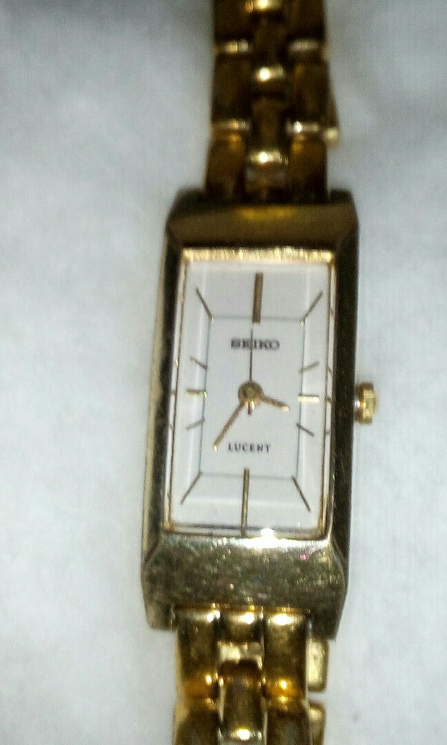Original Seiko Lucent, Women's Fashion, Watches & Accessories, Watches on  Carousell