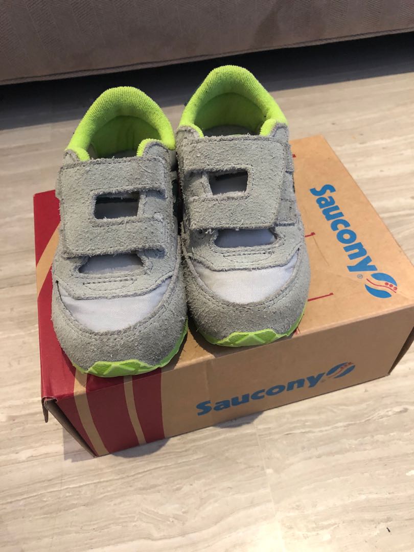 saucony boy shoes