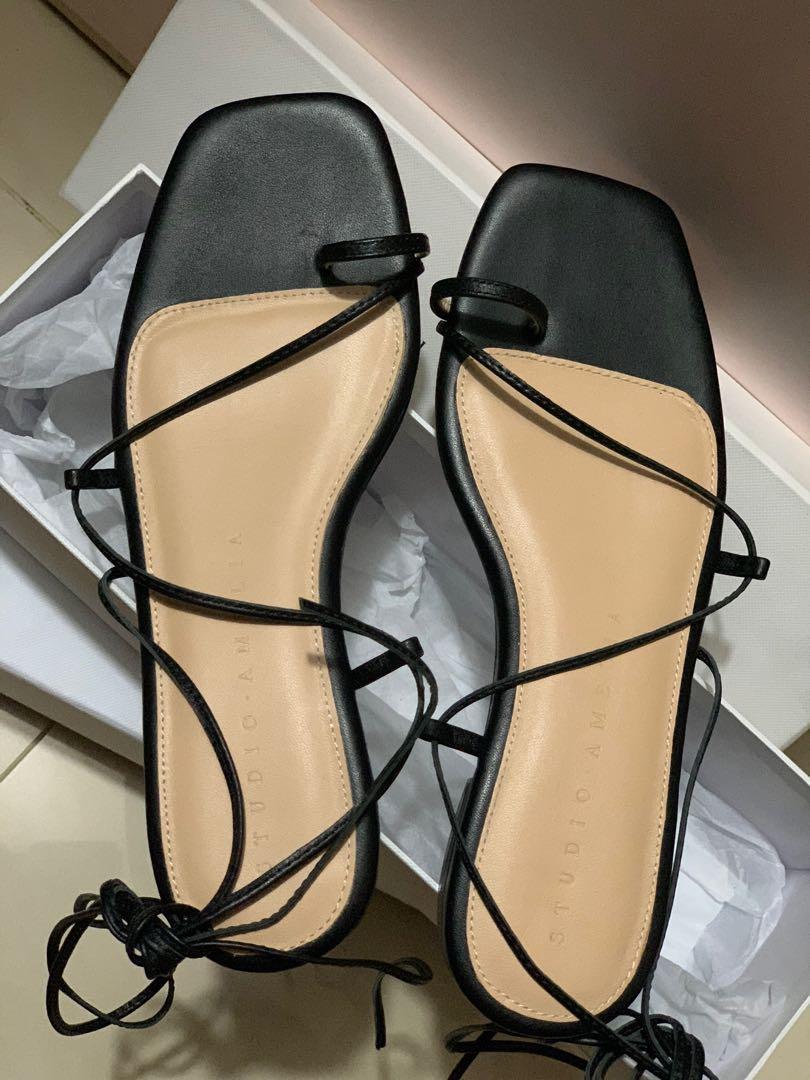 Studio amelia best sale 1.1 leather sandals
