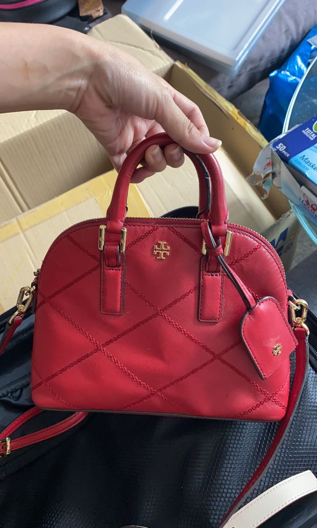 Tory Burch alma bag, Women's Fashion, Bags & Wallets, Tote Bags on Carousell