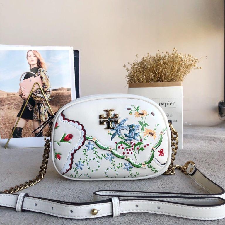 Tory Burch White Cowhide Leather Sling Bag 64434, Women's Fashion, Bags &  Wallets, Cross-body Bags on Carousell
