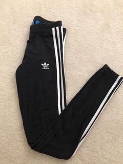 (Category: ) located in . Submitted by elaines.closet (Listing ID 1027258153, Image 1). Description: .