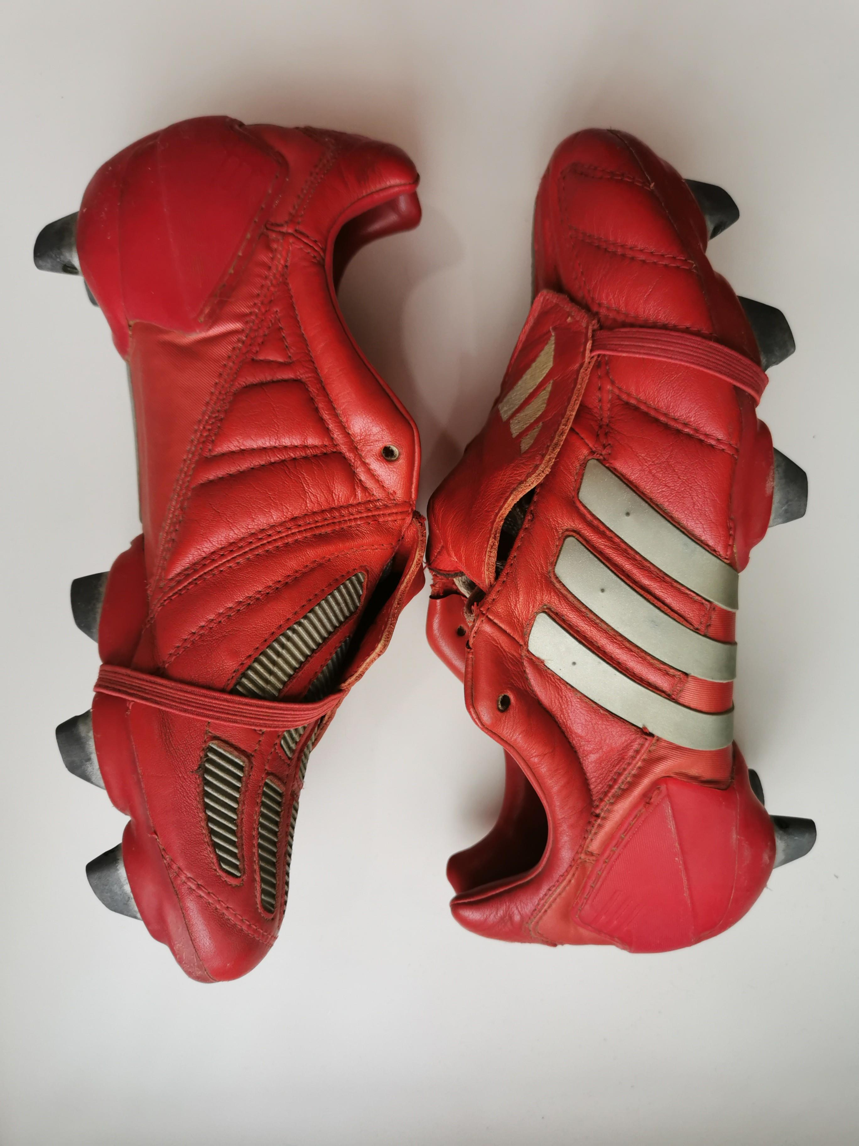 Adidas predator store mania sg