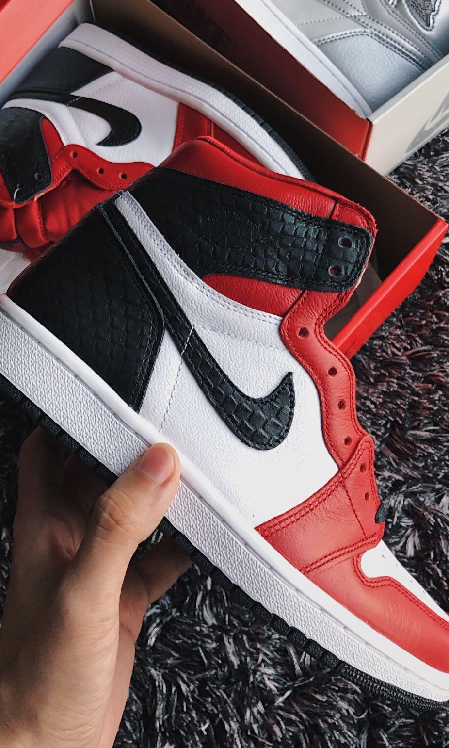 jordan 1 satin red
