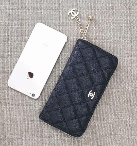 Chanel Vip Gift Bag - For Sale on 1stDibs  chanel vip gift crossbody bag, chanel  vip gift duffle bag, how to get chanel vip gifts