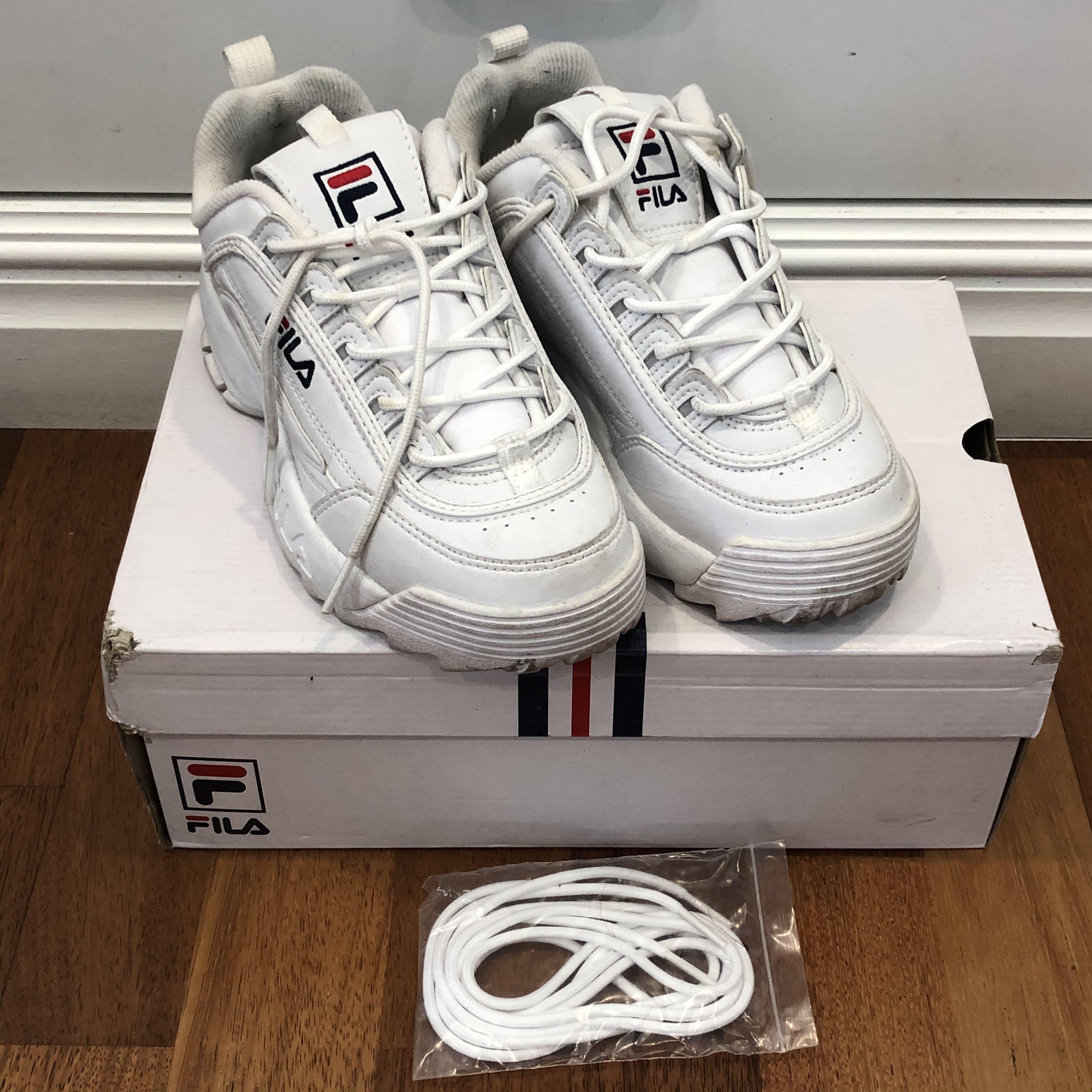 Fila disruptor 2 authentic hot sale