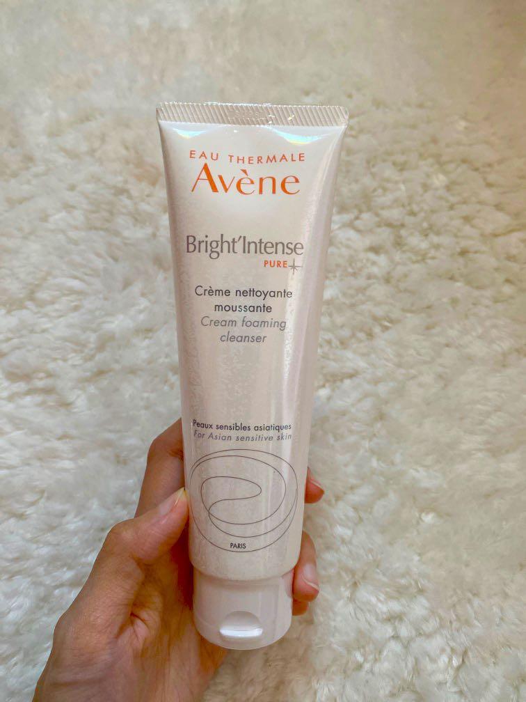 avene bright intense face wash