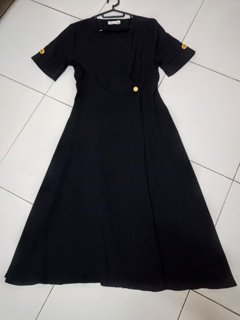 Black wrap style vintage dress (Category: Dresses) located in Cebu City. Submitted by amarella (Listing ID 1027420144, Image 1). Description: can fil m-l.