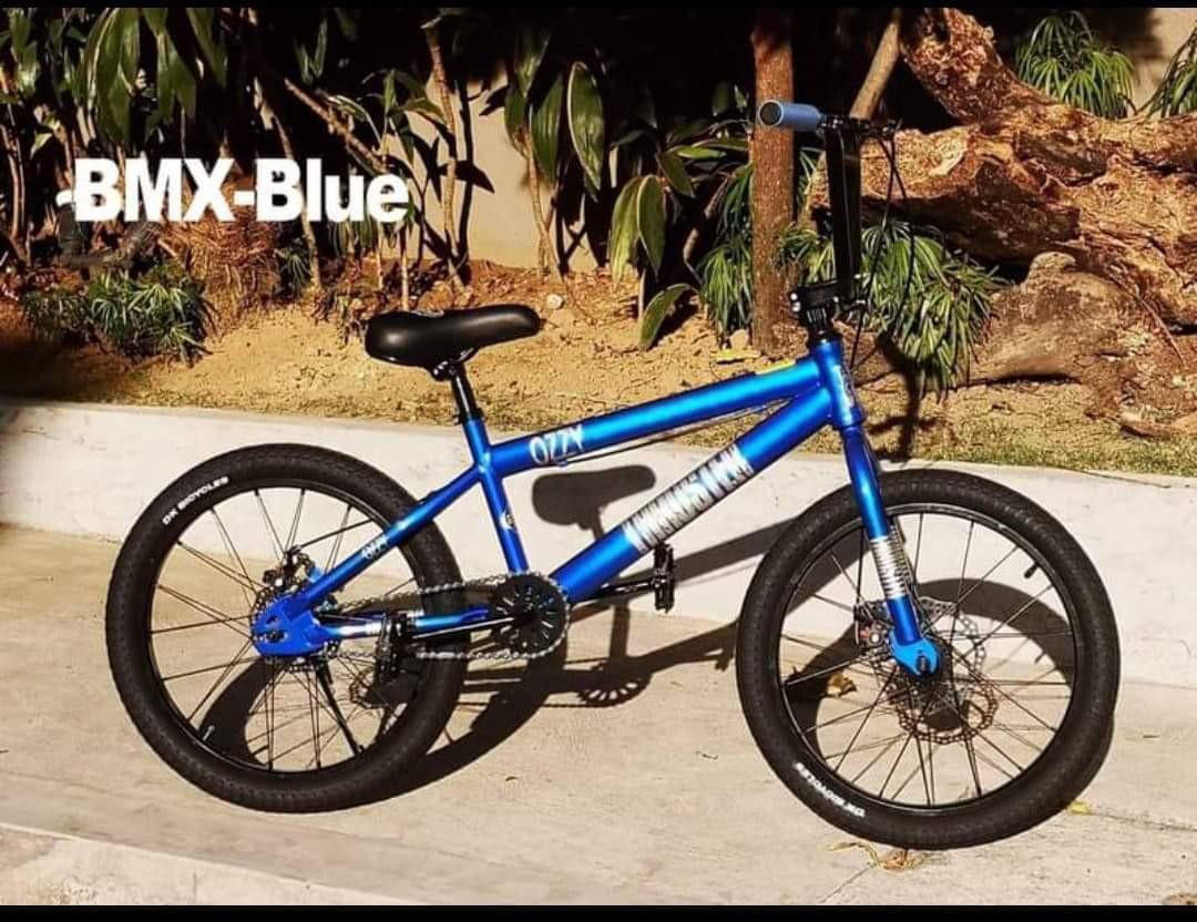 Bmx ozzy thruster bike.. dark blue 