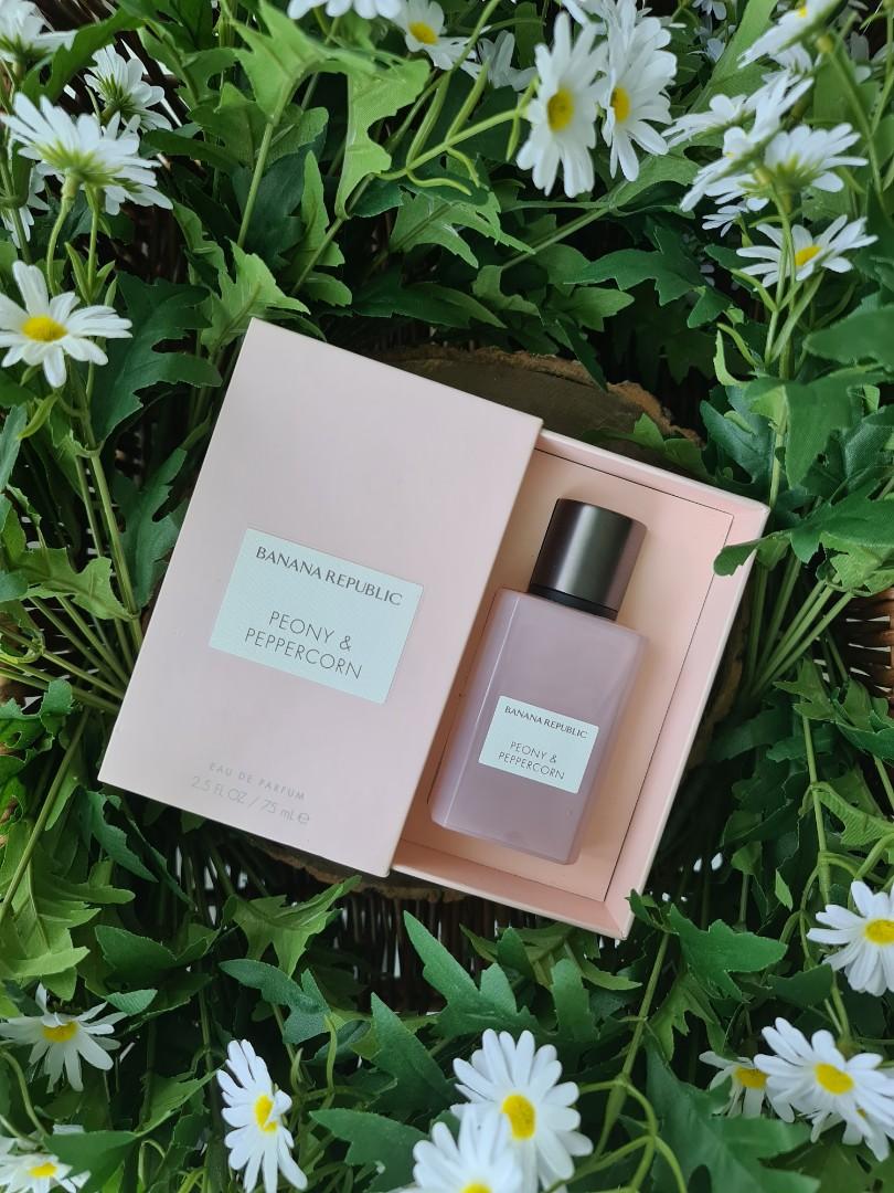 Banana republic peony shop & peppercorn perfume