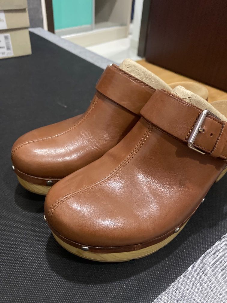 Clarks top ledella york