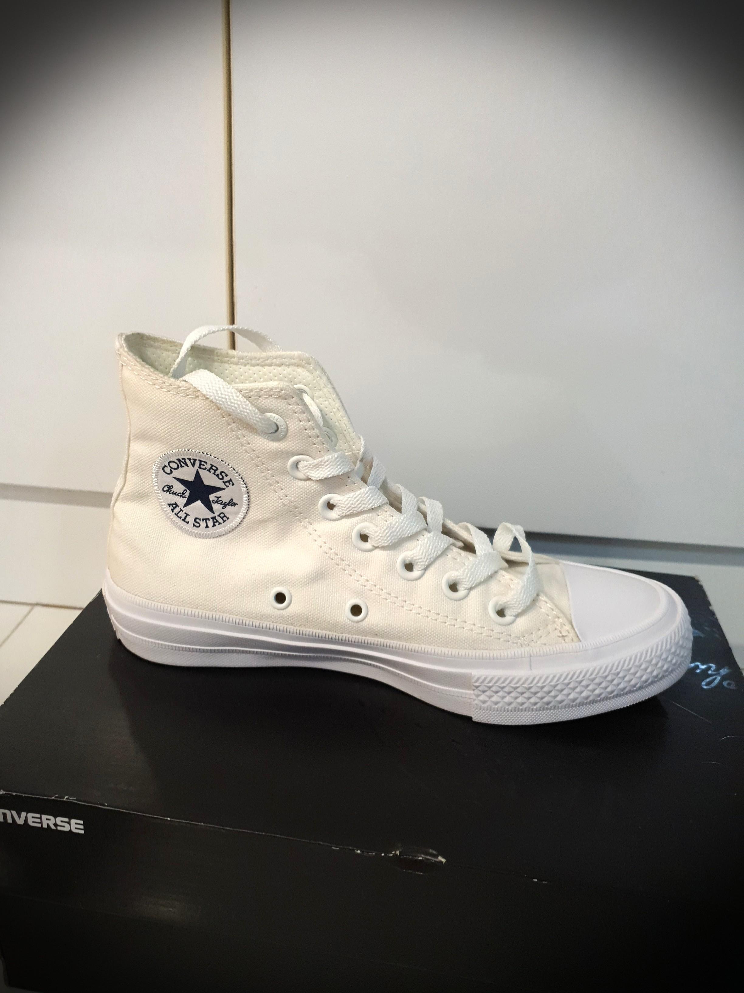 Converse High Cut White Shoes Chuck 