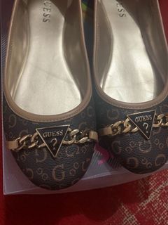 (Category: ) located in . Submitted by bhing_closet (Listing ID 1027378687, Image 1). Description: .
