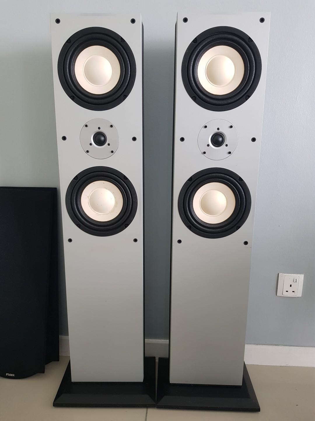 Fidek stage monitor top