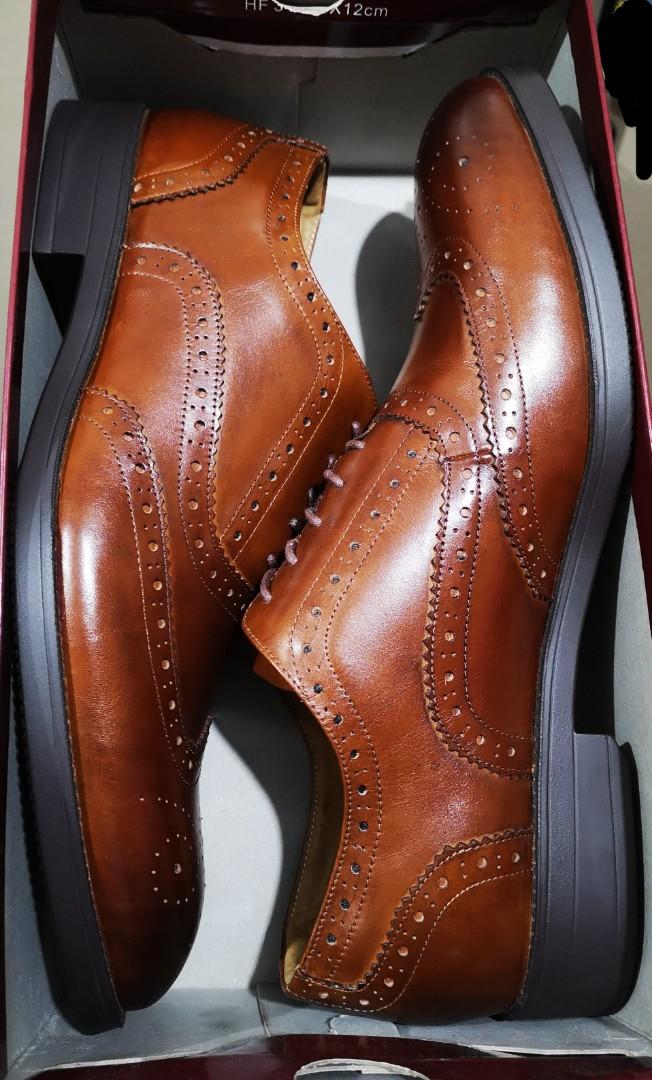 Hush Puppies russel brogue with free 