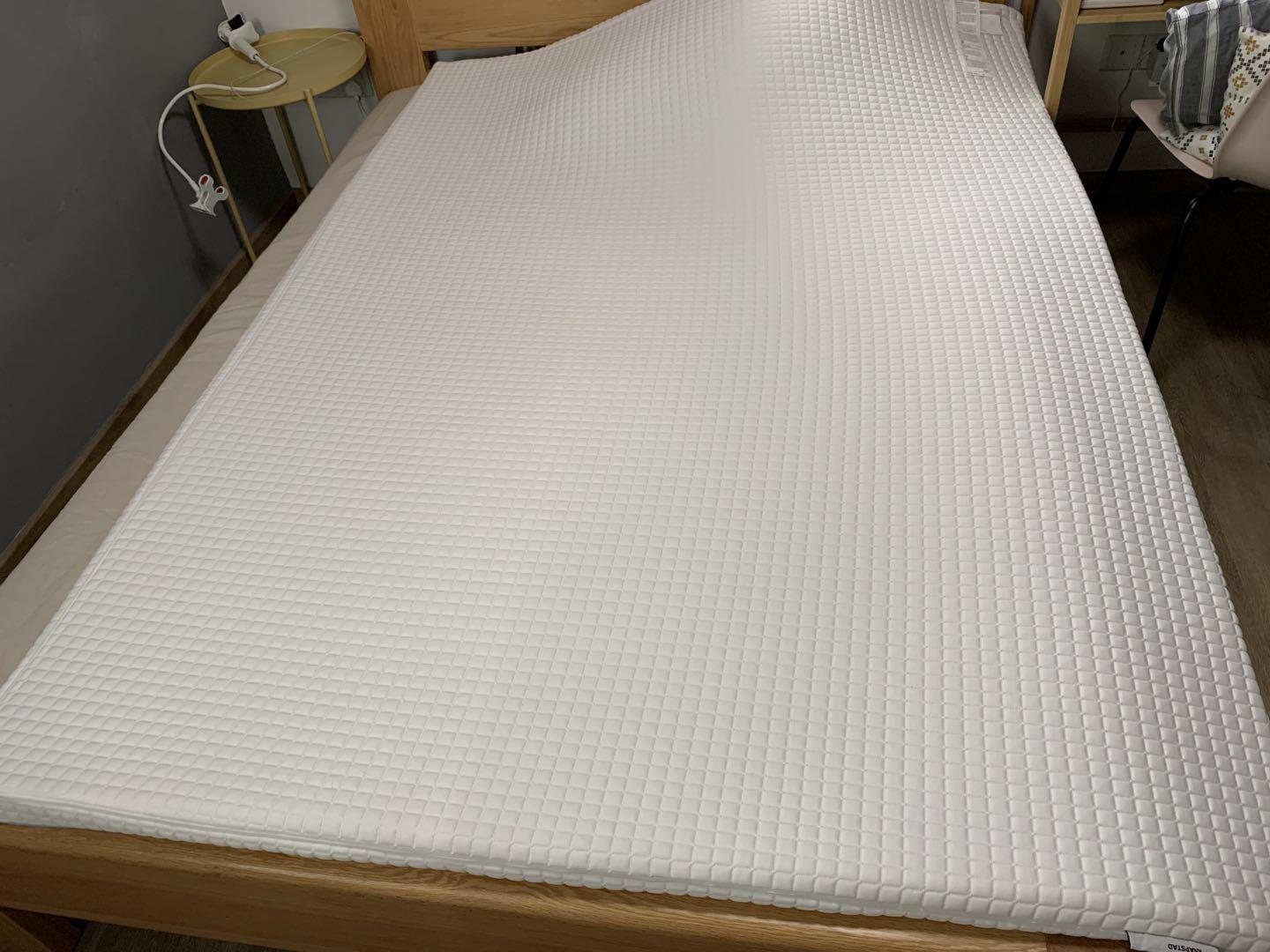 ikea mattress pad smell