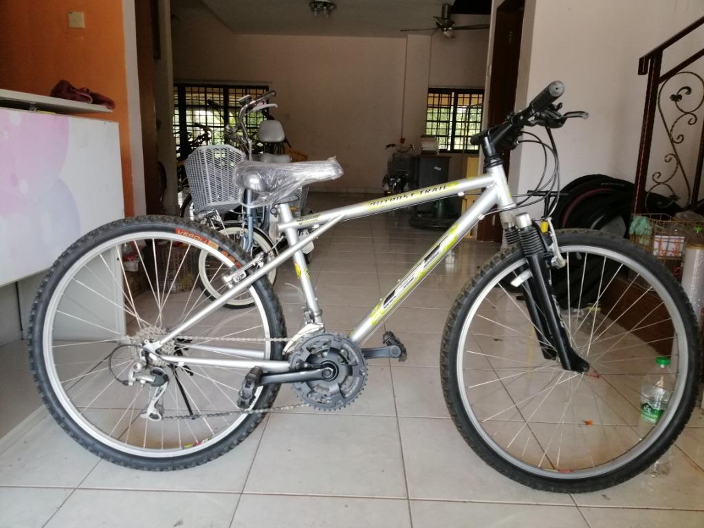 Used gt online mountain bike