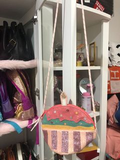 (Category: ) located in . Submitted by supplementary (Listing ID 1027365883, Image 1). Description: .