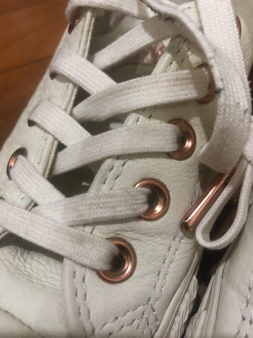 White converse with rose hotsell gold