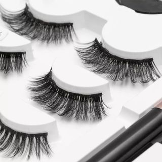 (Category: ) located in . Submitted by blissfulldecoitems (Listing ID 1027236601, Image 1). Description: .