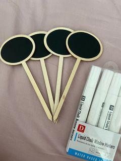 Mini blackboard signposts