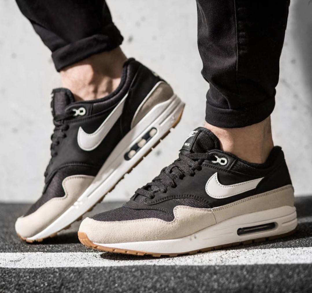 nike air max 1 light bone