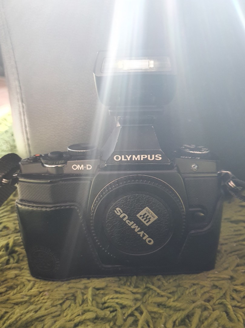 Olympus EM5 with camera holder