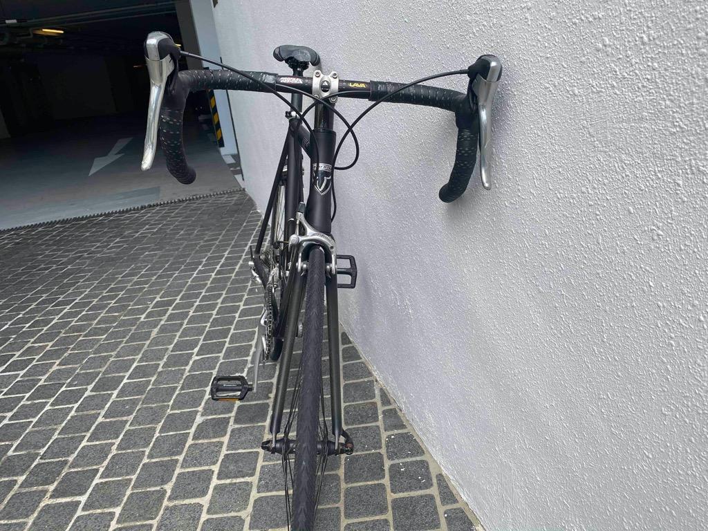 Red Bull ROSE Road Bike Shimano Ultegra, Sports Equipment, Bicycles