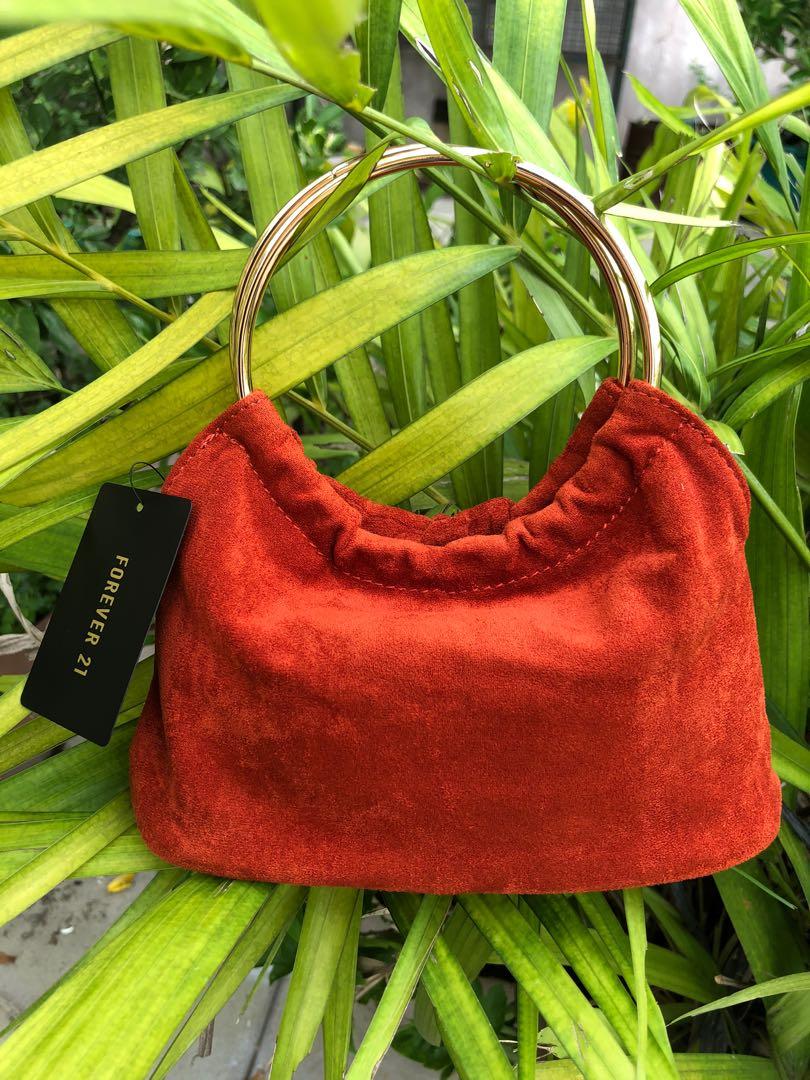 red clutch bag forever 21