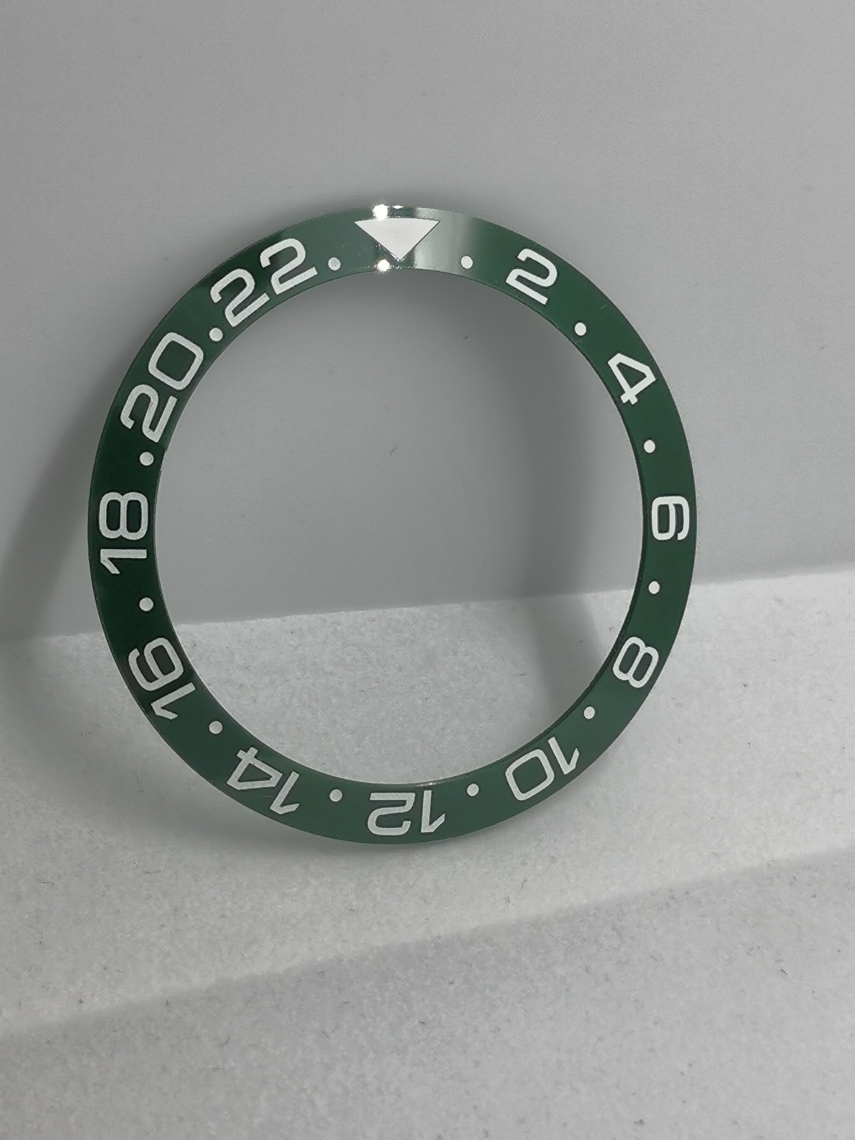 Seiko MOD Insert (Category: Watches) located in Kuala Lumpur. Submitted by cian13579 (Listing ID 1027389467, Image 2). Description: Green GMT insert for MOD Seiko skx, 5kx High quality Slope ceramic Insert.