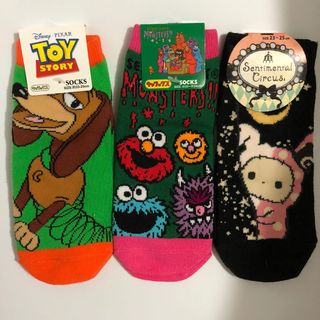 Clear! Three Pairs of Slinky Dog/Sesame Street/Sentimental Circus Cartoon Socks64185947871362110