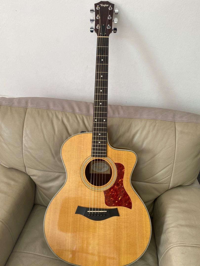 Second hand online taylor guitar