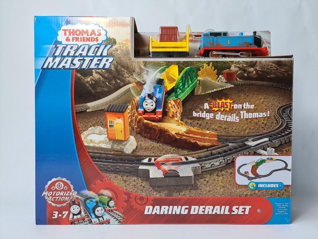 Thomas and friends store daring derail set