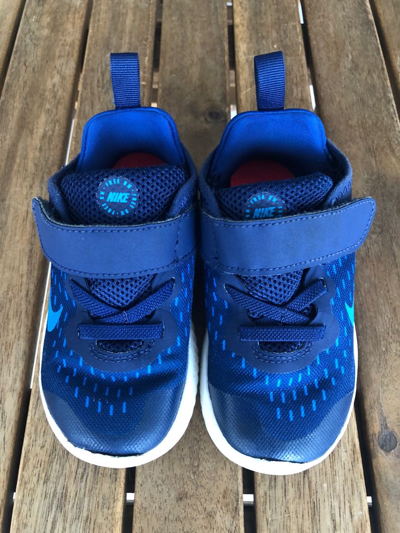 toddler nike slip ons