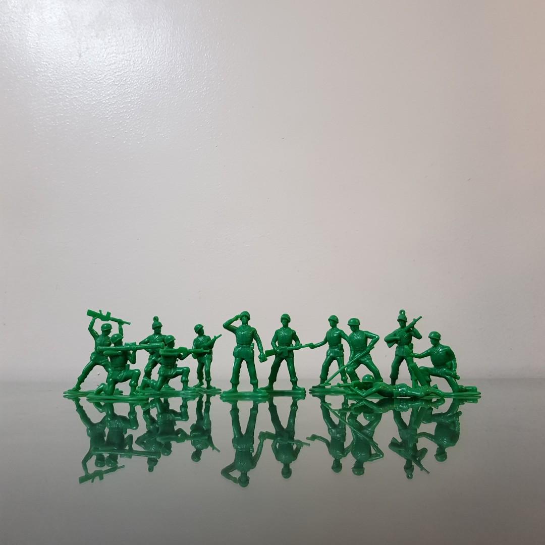toy story army men toys