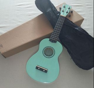 (Category: ) located in . Submitted by prelovedd.items (Listing ID 1027305835, Image 1). Description: .