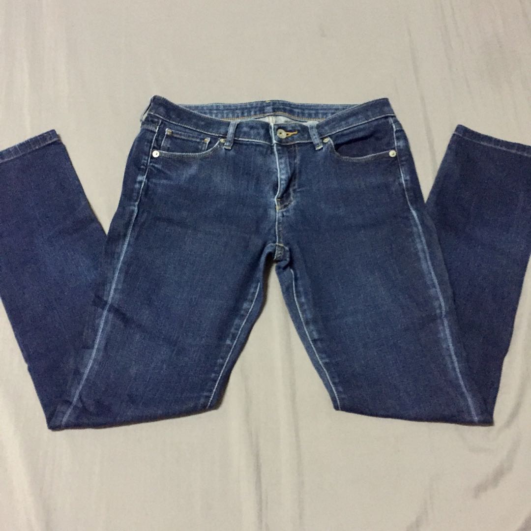 very dark blue jeans