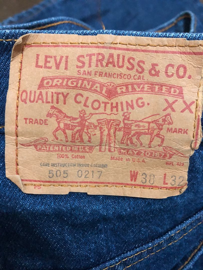 VINTAGE 80s LEVIS 505-0217 MADE USA, Men's Fashion, Tops & Sets, Tshirts &  Polo Shirts on Carousell