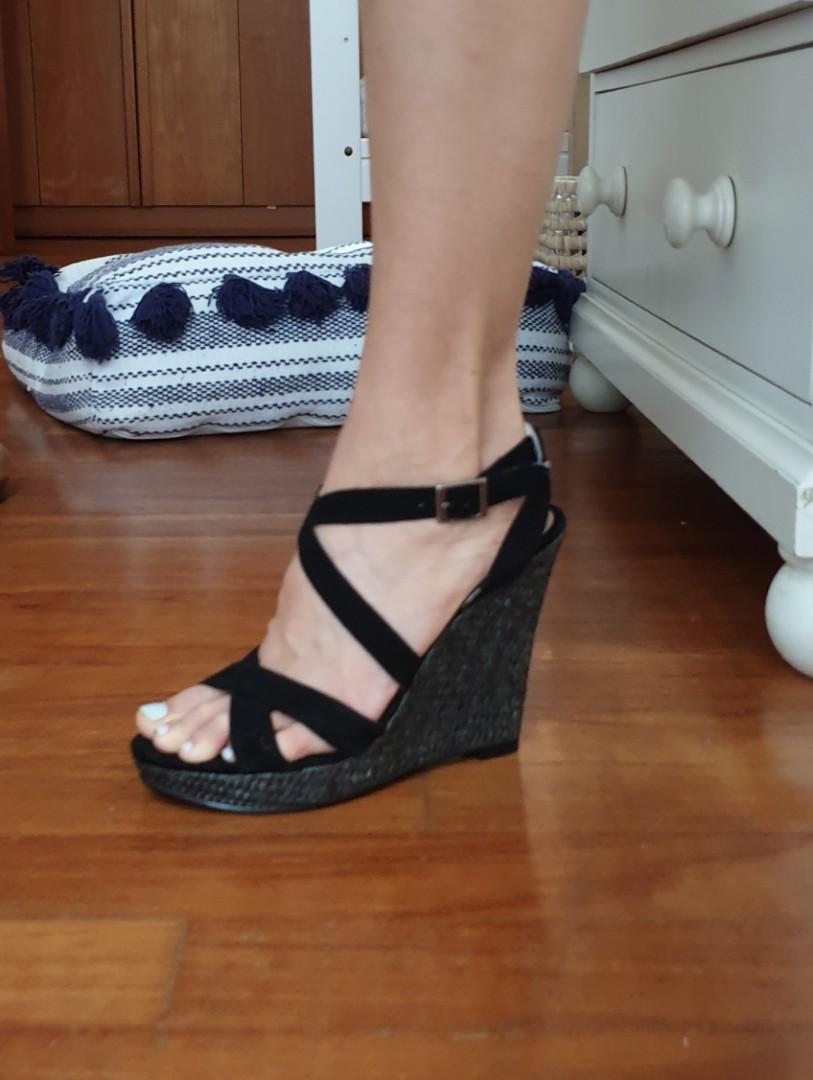 witchery wedges