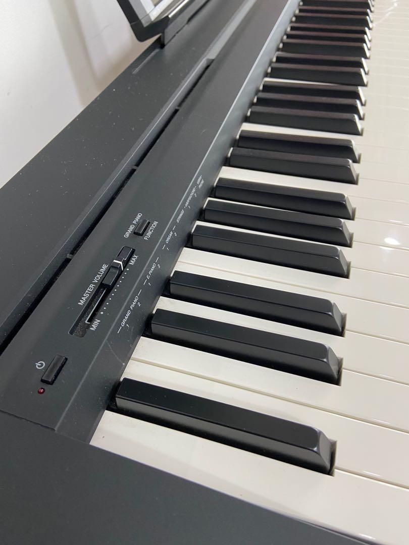 Yamaha Digital Piano P-35, Music & Media, Music Instruments on Carousell