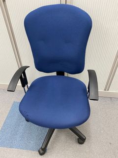 （分類：）位於 。 由 practicalfinds28 提交（商品編號 1027677371，圖片 1）。簡介： 。
