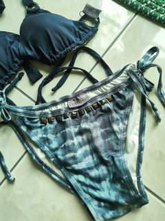 (Category: ) located in . Submitted by baklerler (Listing ID 1027588228, Image 1). Description: .