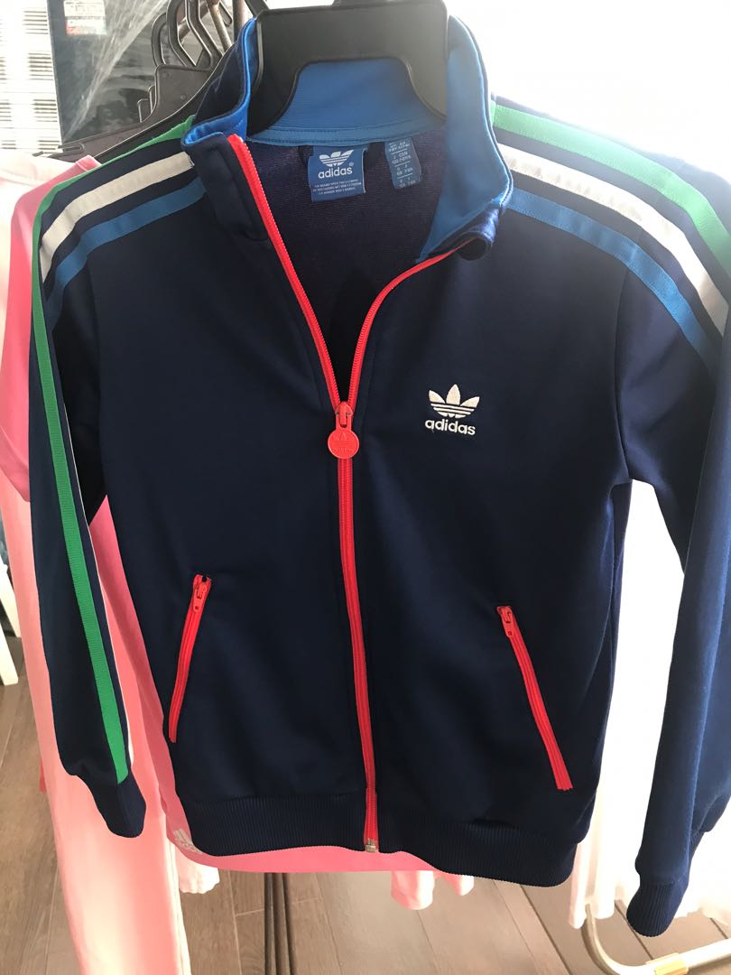 Adidas jacket (kids) 💯% authentic 