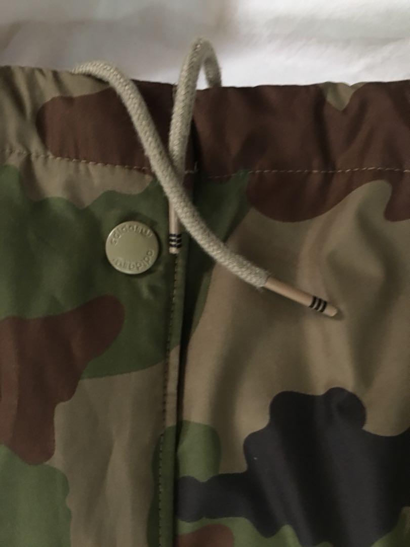 Authentic ADIDAS Originals Camo Jacket (Category: Hoodies) located in Paranaque City. Submitted by santasworkshop (Listing ID 1027568683, Image 3). Description: Rare Adidas Originals Camo Jacket *Fixed Price - 100% Legit (bought in HK) - Rare Piece - Great Condition (Barely Used) *PM for more pics.