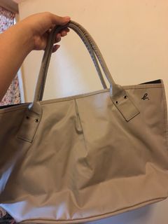 （分類：）位於 。 由 tzuyeung 提交（商品編號 1027631292，圖片 1）。簡介： 。