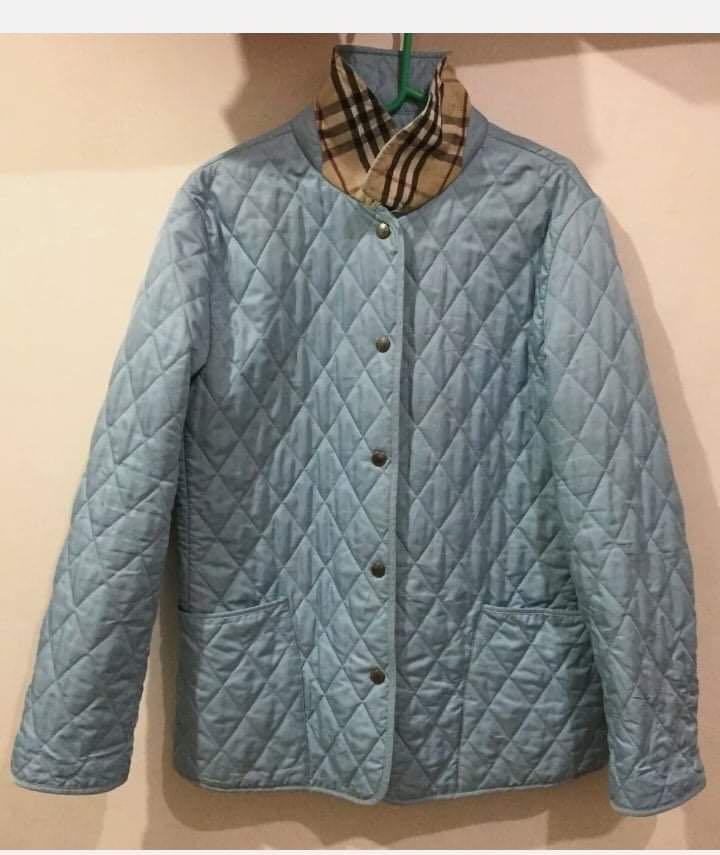 burberry quilted logo plaque jacket